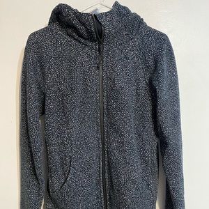 Lululemon scuba zip up size 10